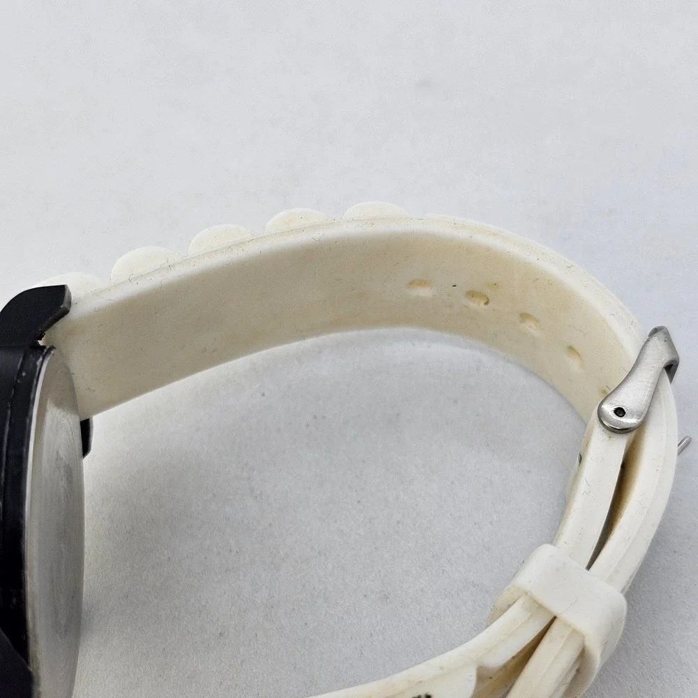 Men's Watch 40MM Black‎ Dial Black Case White Plastic Bands New Battery